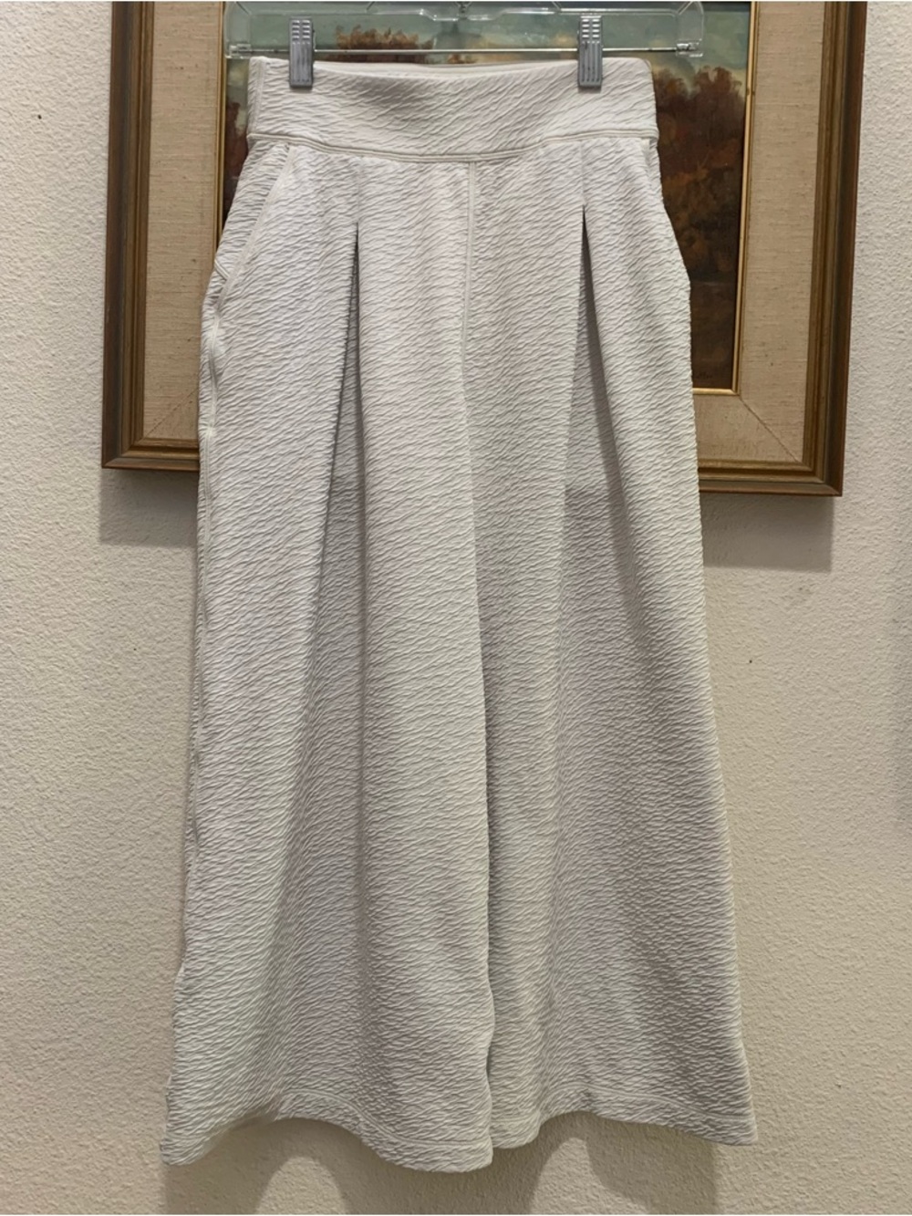 Lululemon Feel The Pleat crop athletic wear pants - Picture 4 of 8